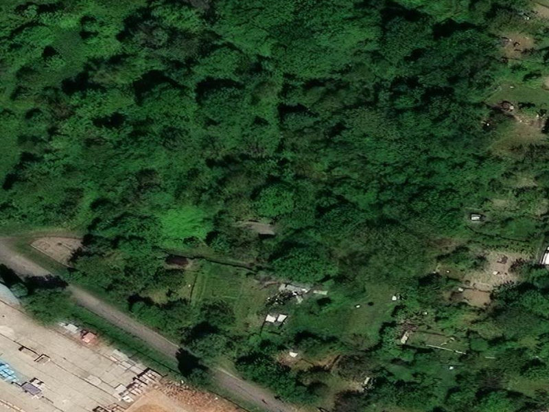 Senec's Hidden Concrete Grid