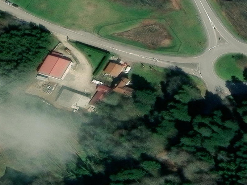 Vesoul's Red-Roofed Retreat