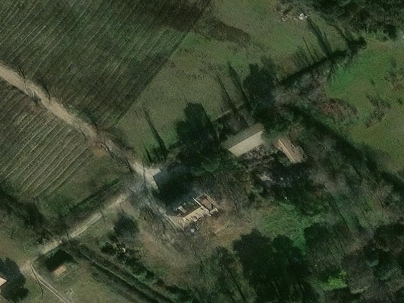 Château's Shadow: The Abandoned Silhouette of Châteaurenard, France