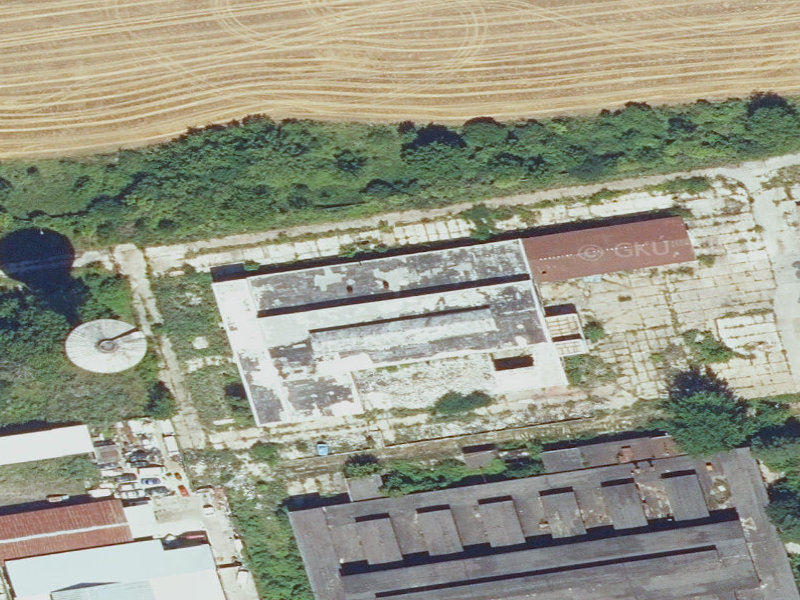 Abandoned Urban Jungle: Nitrianska, Centrum - Baťovany, Partizánske