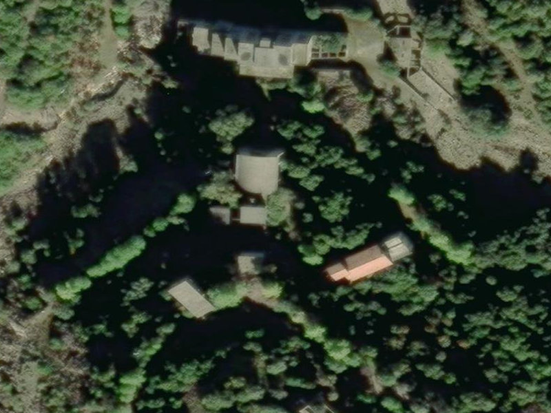The Forgotten Oasis: A Residential Echo in Assèmini